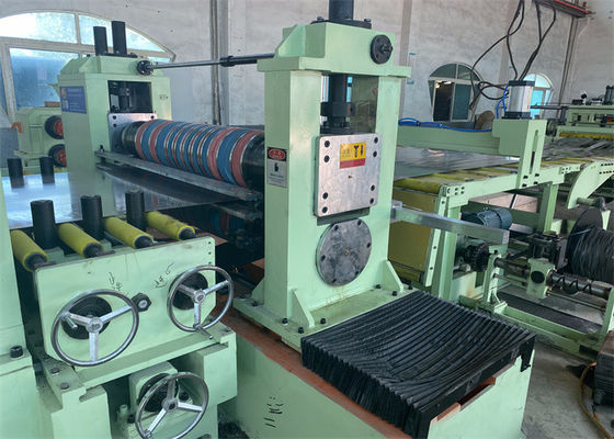 Maszyna do cięcia wzdłużnego o dużej prędkości i precyzji światła 0,3-3 X 1250 mm