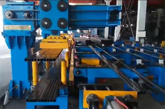 W pełni automatyczna maszyna pakująca z elektromagnesem do produkcji rur stalowych ERW