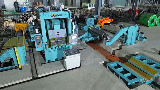 Lekkie nożyce obrotowe Fly Cut to Length Line Machine 3 X 1600