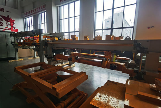 Operator 2-3 Metalowa Przecinarka do Metalu Szerokość 600-1500mm Zaprojektowana do Zapewnienia Powtarzalnego Cięcia w Liniach Produkcyjnych Metalu